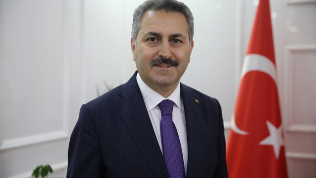 AK Parti Yerel Yönetimler Başkan Yardımcısı Eroğlu, Siirt'te konuştu: