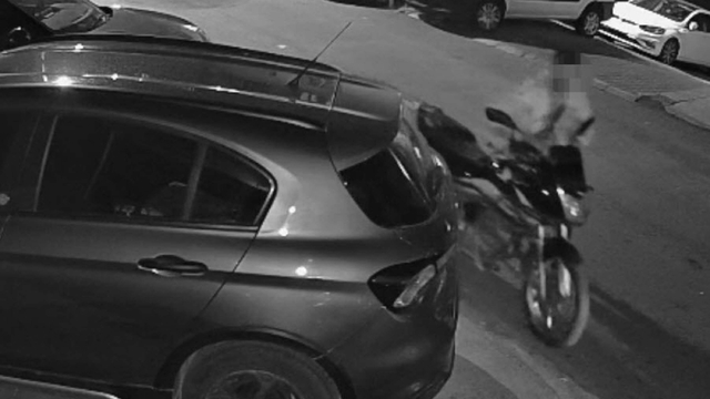 İzmir'de motosiklet hırsızlığı kamerada; 1 tutuklama