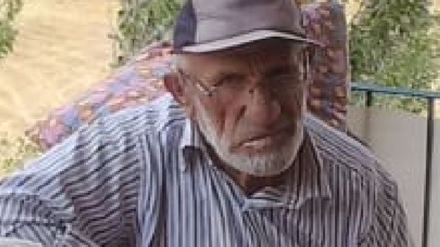 Devrilen traktörün sürücüsü öldü