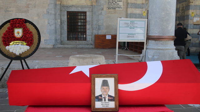 Tokat'ta vefat eden Kıbrıs gazisi son yolculuğuna uğurlandı