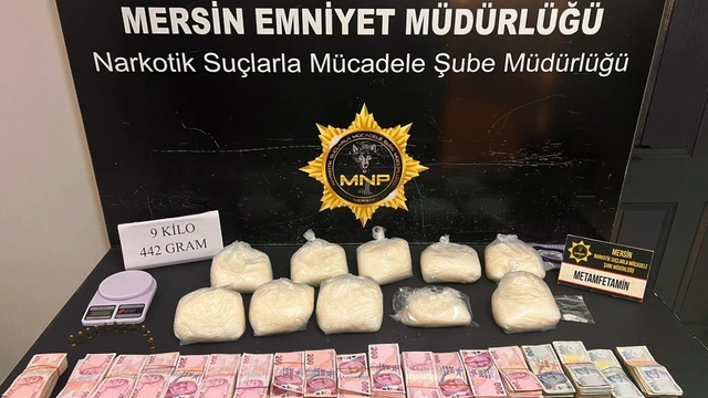 Mersin'de 9 kilo 442 gram sentetik uyuşturucu ele geçirildi