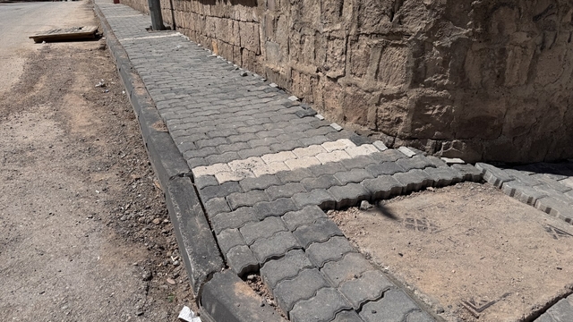 Melikgazi Belediyesi, İldem'de yaya yolları yapıyor