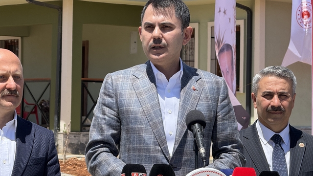 Bakan Kurum: 201 bin konutu tamamlayarak anahtarlarını ailelerimize teslim ettik
