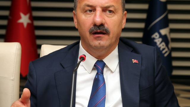 Anahtar Parti Genel Başkanı Ağıralioğlu, Tokat'ta basın toplantısı düzenledi