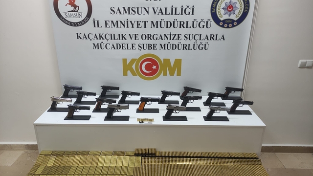 Samsun'da silah kaçakçılığı operasyonunda 2 zanlı yakalandı