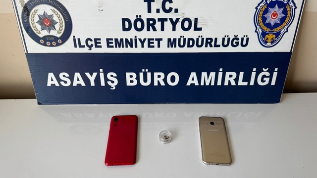 Hatay'da sınav için kopya düzeneği hazırladıkları iddiasıyla 2 şüpheli gözaltına alındı
