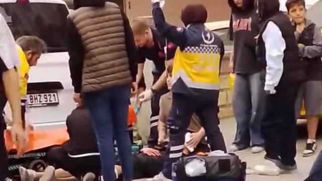 Tekirdağ'da çıkan bıçaklı kavgada 17 yaşındaki genç ağır yaralandı