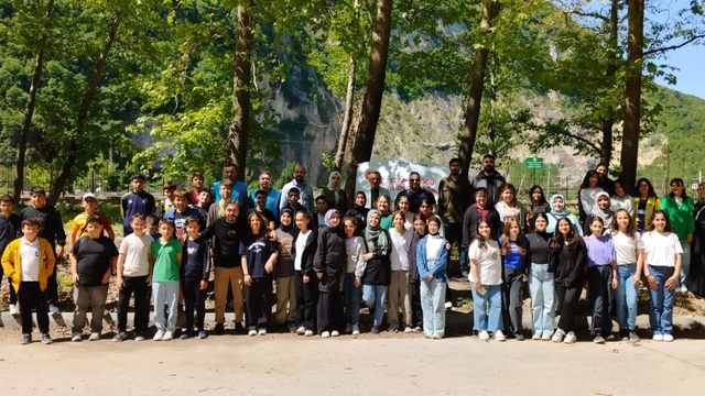 Cide ilçesinde ÇEDES projesi kapsamında şenlik düzenlendi