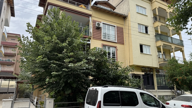 Denizli'de günlük kiralanan eve gizli kamera yerleştirdiği iddia edilen zanlı tutuklandı