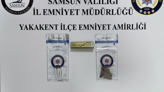 Yakakent'te Narko Alan uygulamasında 4 zanlı yakalandı