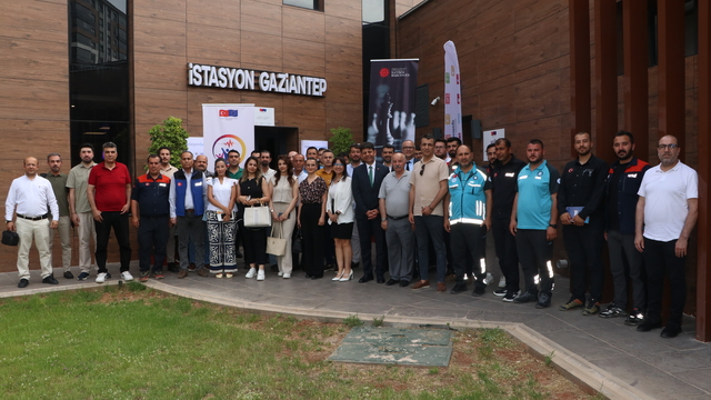 Gaziantep'te afet yardım görevlilerine "Ruh Sağlığı Eğitimi" verildi