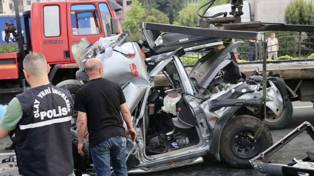 Trabzon'da zincirleme trafik kazasında 3 kişi yaralandı
