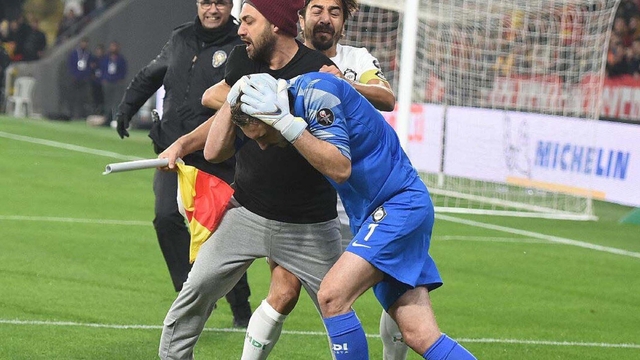 Kaleciye korner direğiyle vuran sanığın cezası belli oldu