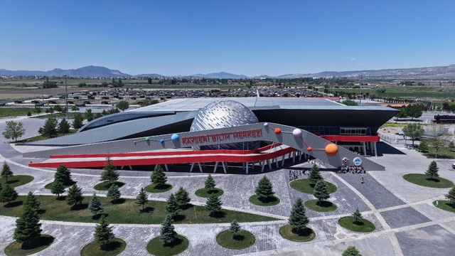 Bilim Merkezi iki sergiye ev sahipliği yapacak