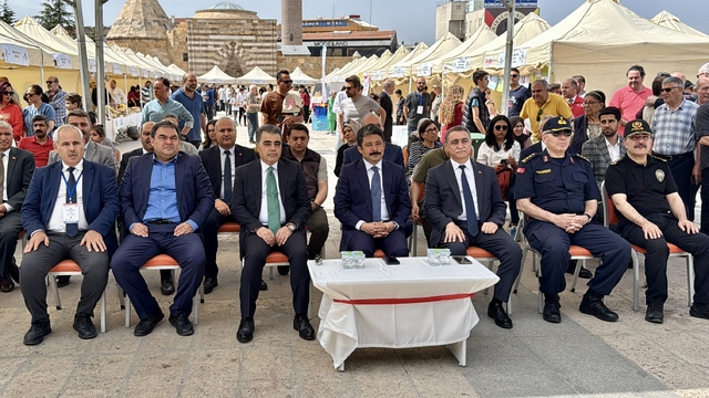 Kırşehir'de "Cacabey Uzay ve Bilim Şenliği" başladı