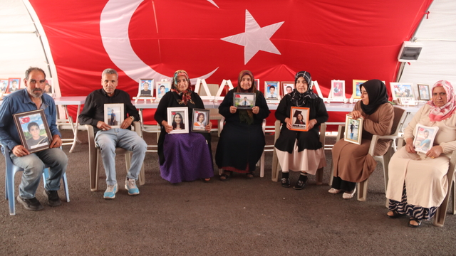 Diyarbakır anneleri evlatlarını istiyor