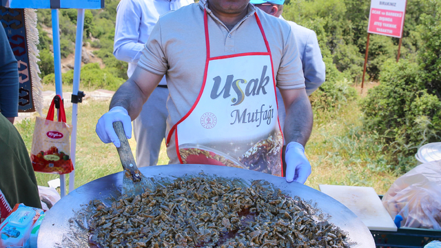 Uşak'ta, "Türk Mutfağı Haftası"nda yöresel lezzetler tanıtıldı