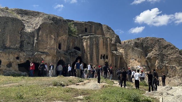 100 farklı ülkeden seyahat acentesi temsilcileri Afyonkarahisar'ı gezdi