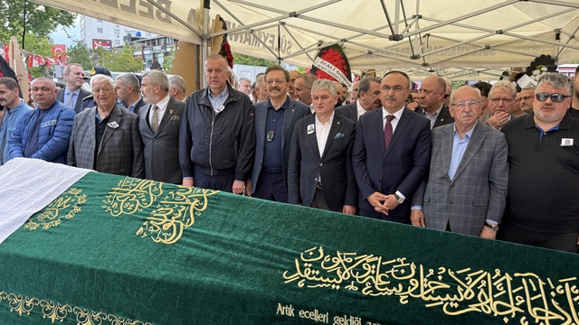 TOBB Başkanı Hisarcıklıoğlu Tekirdağ'da cenaze törenine katıldı