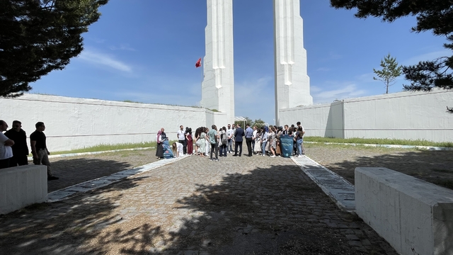 13 ülkeden gelen gençler Muş'un tarihi ve doğal güzelliklerini gezdi