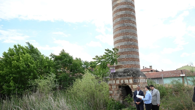 Edirne'de yalnızca yıkık minaresi kalan Zincirlikuyu Camisi ihya edilecek