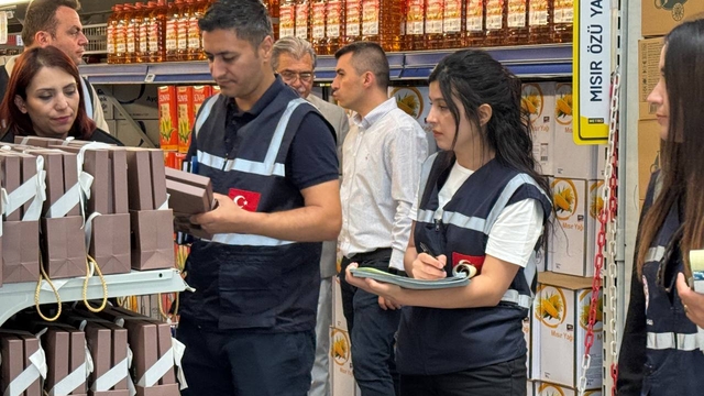 Konya'da Kurban Bayramı öncesi marketlerde denetim