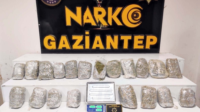 Gaziantep'te 10 kilo 400 gram skunk ele geçirildi