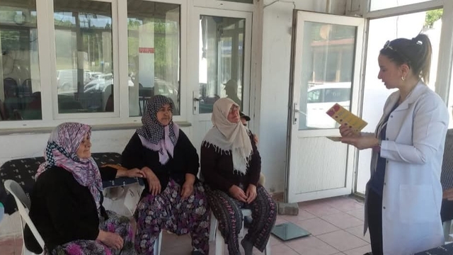 Gelibolu'da cilt kanserine yönelik farkındalık etkinliği gerçekleştirildi