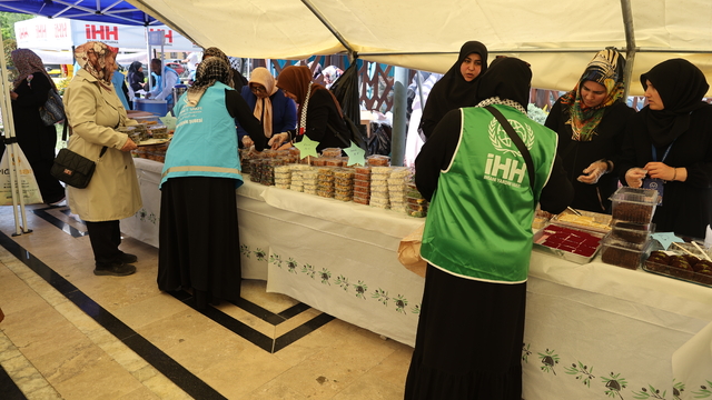 Nevşehir'de Filistin'e destek kermesi açıldı