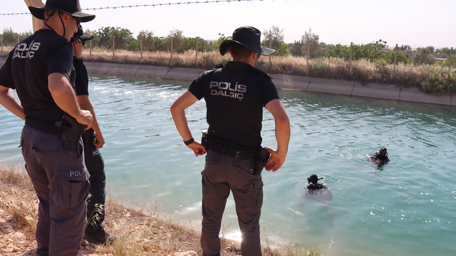 Şanlıurfa'da sulama kanalında akıntıya kapılan çocuğu arama çalışmaları sürüyor