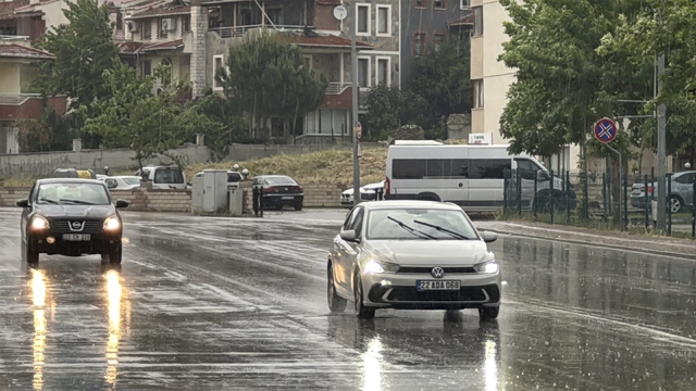 Edirne'de sağanak etkili oldu