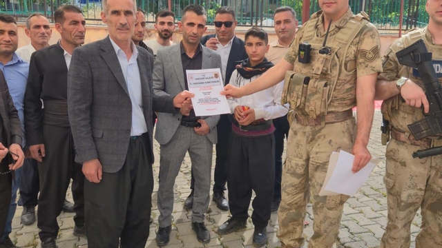 Hakkari'de jandarmadan düğünlerde silah kullanımı uyarısı