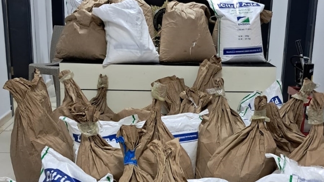 Mersin'de 812 kilogram sentetik toz ecza maddesi ele geçirildi