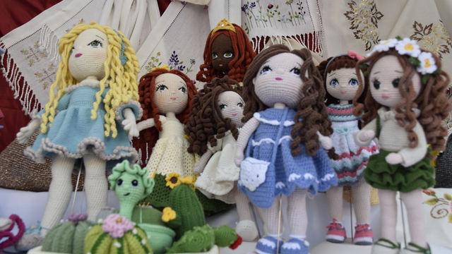 Turgutlu'da halk eğitim merkezi kursiyerlerinden sergi