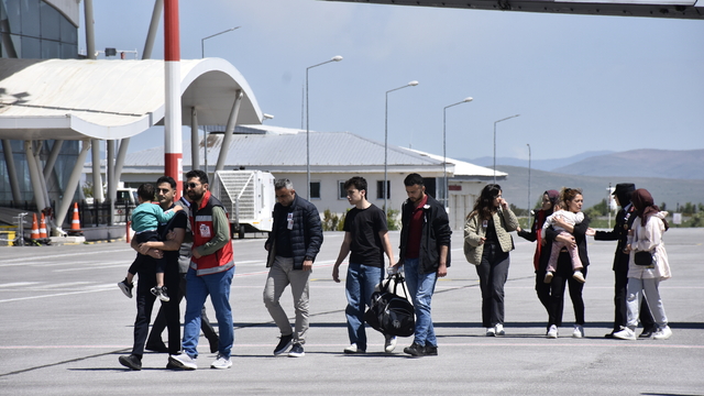 Şehit astsubayın cenazesi memleketi Sivas'a getirildi