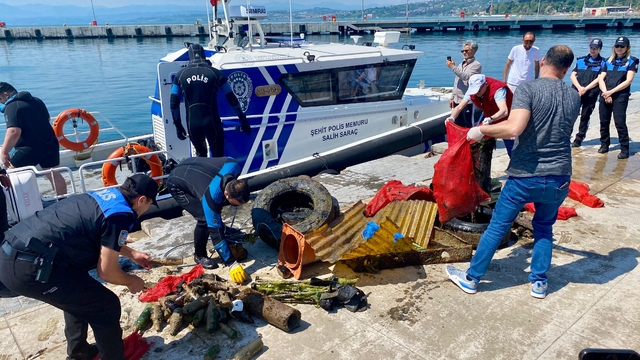 Sinop'ta deniz dibi temizliği yapıldı