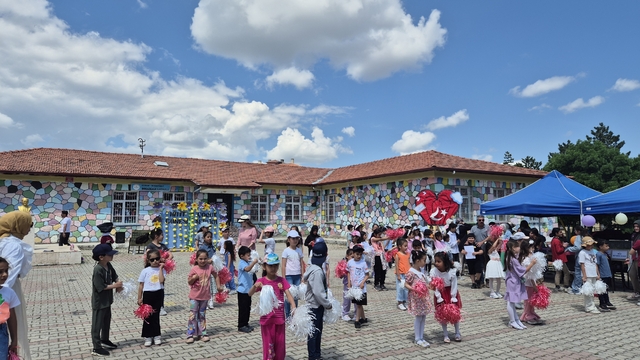 Çorum'da "Hitit Güneşi Çocuk Şenliği" düzenlendi