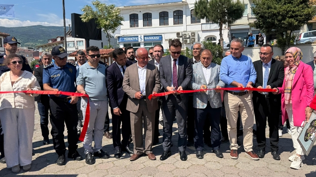 Gerze'de Halk Eğitim Merkezi'nce yıl sonu sergisi açıldı