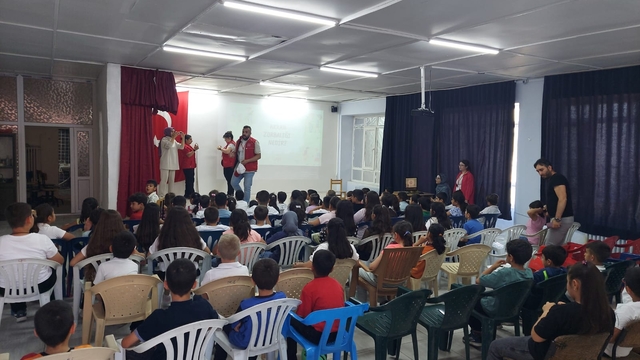 Keban'da öğrenciler için tiyatro oyunu sahnelendi