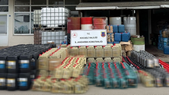 21 bin 600 litre sahte madeni yağ ele geçirildi