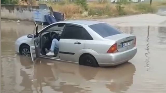 Osmaniye'de kuvvetli sağanak etkili oldu