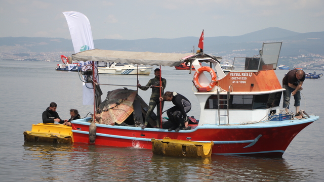 Başiskele'de deniz ve kıyı temizliği yapıldı