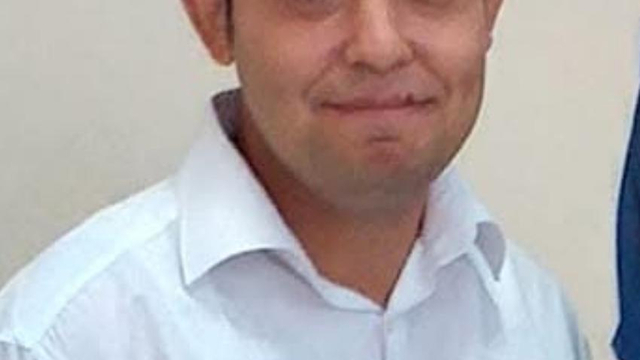 Akıma kapılıp 4 katlı binanın çatısından düşen işçi öldü