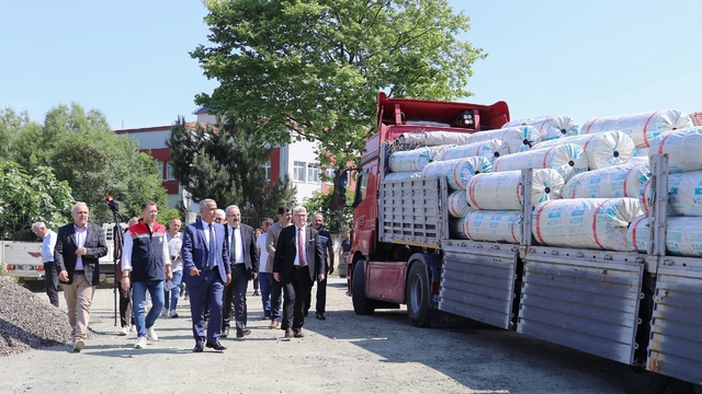 Samsun'da örtü altı üretim yapan 191 çiftçinin sera naylonu yenilendi