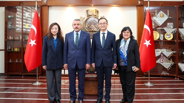 Çin'in Ankara Büyükelçisi Jiang Xuebin Rize'de ziyaretler gerçekleştirdi