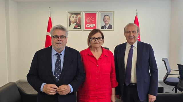 CHP Genel Başkan Yardımcısı Tan, AP Türkiye Daimi Raportörü Amor ile görüştü