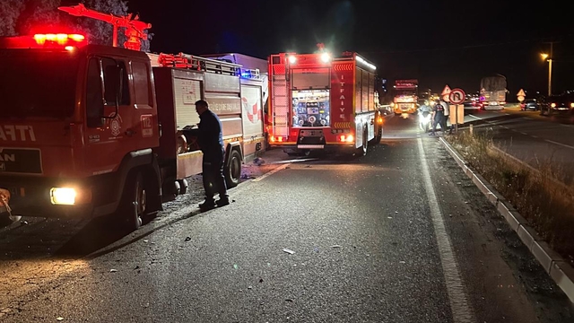 Balıkesir'de zincirleme trafik kazasında 5 kişi yaralandı