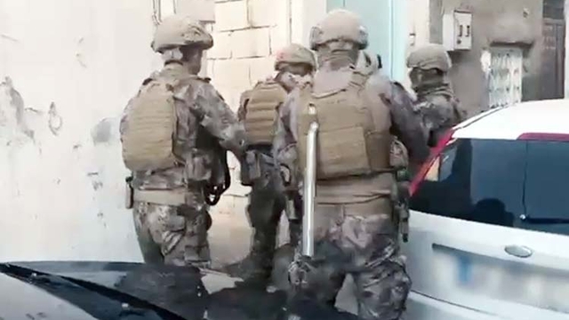 8 ev ve iş yerine ateş açıp kundaklayan 8 şüpheli tutuklandı