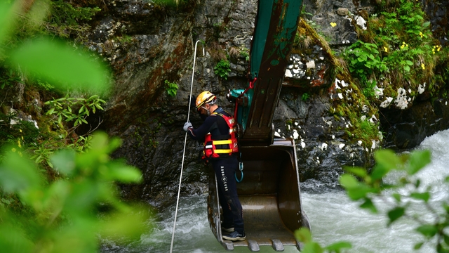 Derede kaybolan Faisal'i arama çalışmalarında 5'inci gün