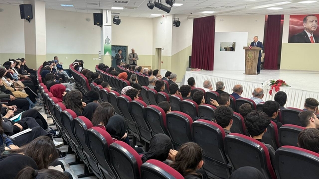 Nevşehir'de ilmihal yarışmasında dereceye giren öğrenciler ödüllendirildi